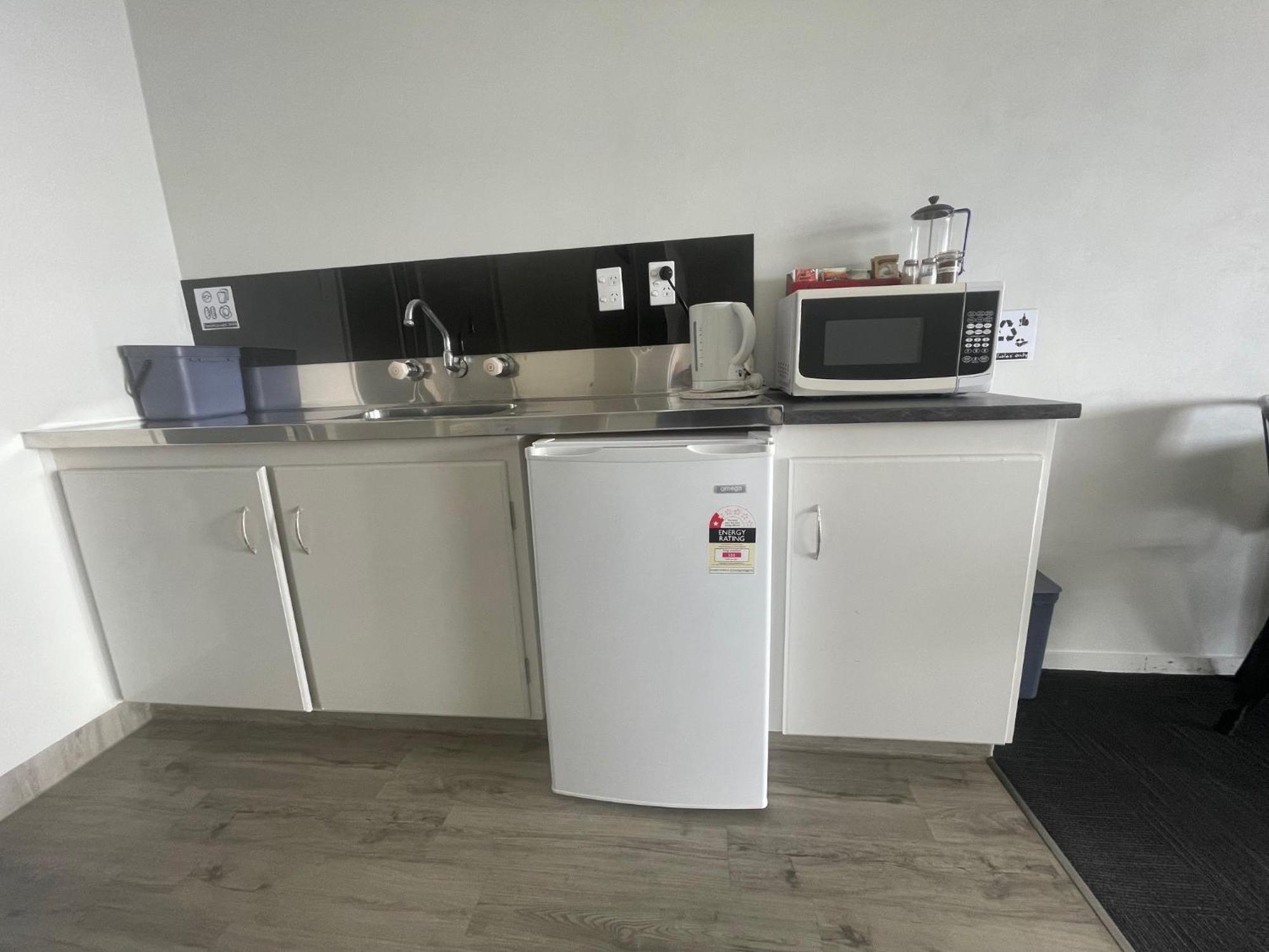 Lottin Point Motel Cape Runaway Extérieur photo