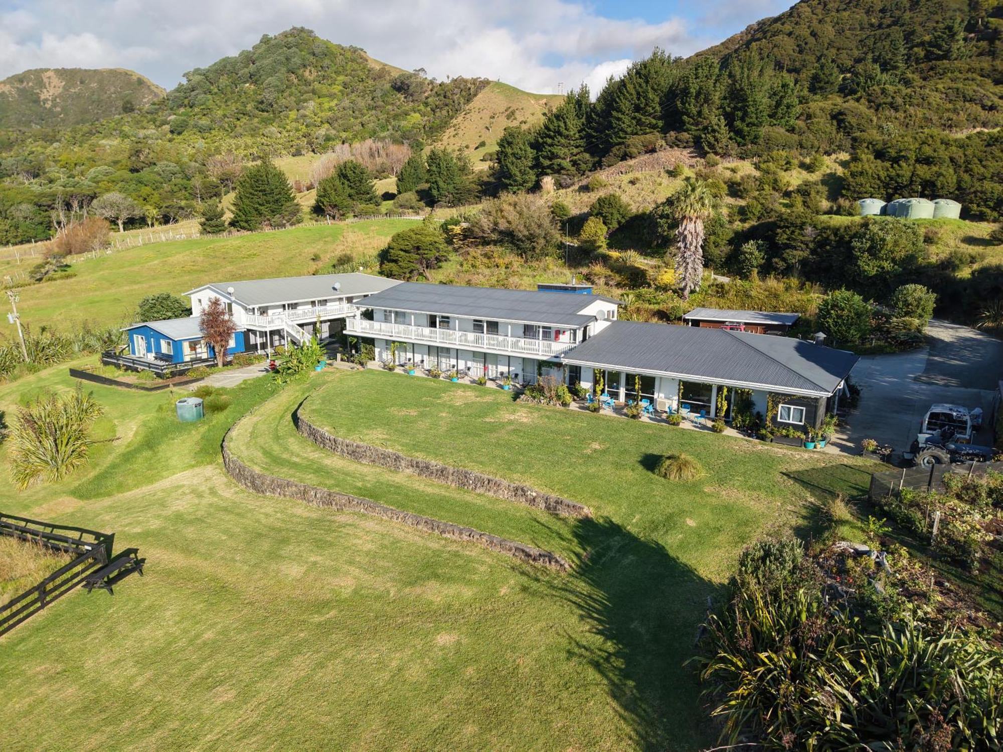 Lottin Point Motel Cape Runaway Extérieur photo
