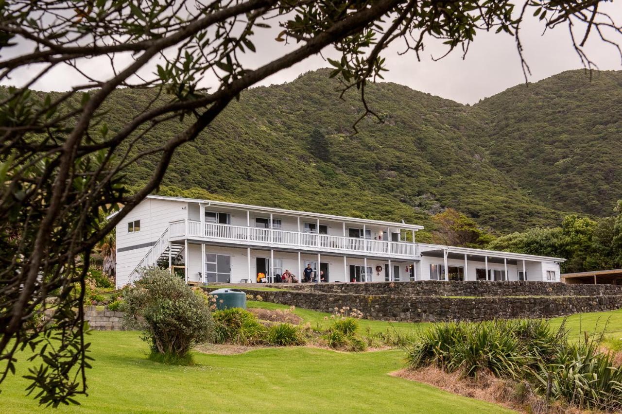 Lottin Point Motel Cape Runaway Extérieur photo